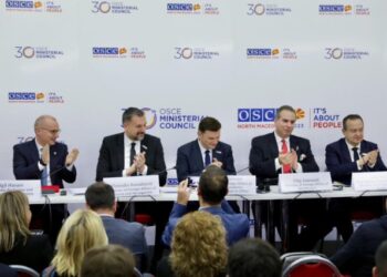 Bashkë kundër korrupsionit, ministrat e rajonit e nënshkruajnë deklaratën