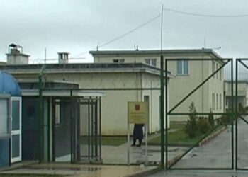 Zbulohen detajet/ Pse u zgjodh Burgu i Fierit për të futur “VIP-at” e politikës