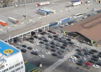 Numër i lartë udhëtarësh në Portin e Durrësit, gjatë tre ditëve në Shqipëri hynë mbi 20 mijë persona