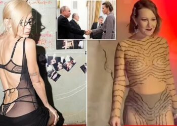 VIDEO/ Elita e Putin, festa të ‘çmendura’ me vajza nudo ndërsa lufta vazhdon! Shpërthejnë komentet: Do digjeni në ferr