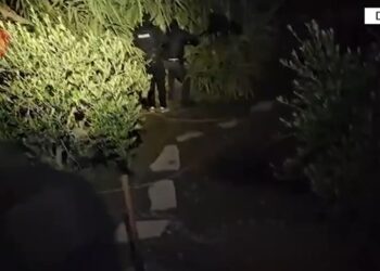 VIDEO/ Ndjekje si në filma në Durrës, Forcat Operacionale kapin të shumëkërkuarin (EMRI)