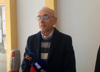 Tragjedia e Potamit/ Gjykata vendos ndarjen e çështjes për ish-policin, reagon gjyshi i Jonadës