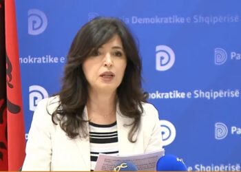 Zëdhënësja e PD sulmon Berishën: Aleanca e kullave s’do të na mbajë dot peng