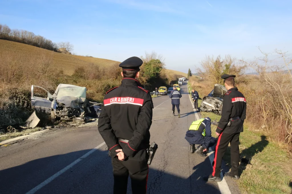 La pas dy fëmijë të mitur/ Po shkonte në punë, vdes në aksident 40-vjeçari shqiptar