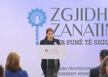 “Zgjidh Zanatin”, Manastirliu në Elbasan: 170 nxënës janë transferuar nga gjimnazet në shkollat profesionale