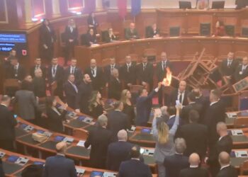 Flakë e tym nga ‘Rithemelimi’, agjentët e BKH shkojnë në Kuvend për të mbledhur provat