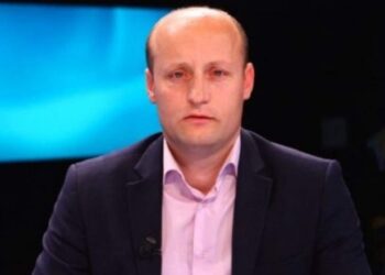 I kontrollon banesën/ SPAK merr në pyetje gazetarin Elton Qyno, i kërkon të zbulojë burimet e informacionit!