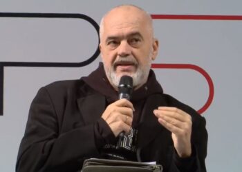 Rama: Ranë në dashni e i besuan një kali gërmuq për 30 vjet. PS është bekimi i Shkodrës, votën e kërkojmë sërish sepse…!