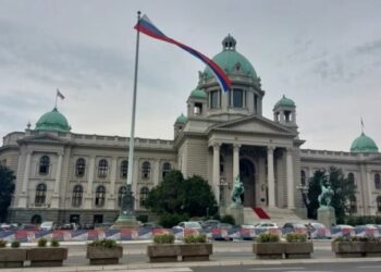 Ikën nga atdheu pas nisjes së luftës, rusët anti-Putin në Serbi i tremben influencës së Moskës: Vendi po transformohet në Rusi