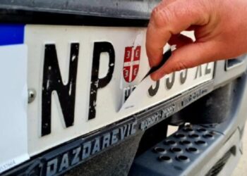 “Zbutet” Beogradi, merr vendimin: Nga 1 janari, makinat me targat e Kosovës do lëvizin lirshëm në tërë Serbinë