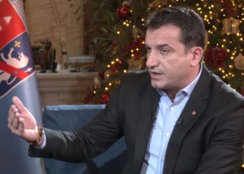 DOKUMENTI/ Bie pretendimi i opozitës për landfillin e Sharrës, Veliaj: S’ka qenë asnjëherë në pronësi të bashkisë, shkresa e 2012 e Tabakut e vërteton këtë