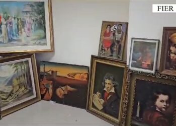 VIDEO / Shpata, kokë statuje dhe ikona… Zbulohen vepra të antikitetit në dy shtëpi në Fier: Vlera 1.5 mln euro