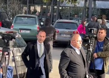 GJKKO dënon me 1 vit burg kryebashkiakun e Kuçovës, Kreshnik Hajdari