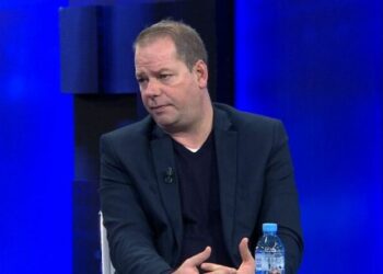 “Berisha i ka hapur luftë botës”, Kulluri: Është bërë si Hitleri