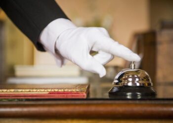 Hotelet mirëpresin 60.7% më shumë të huaj – Netë qëndrimet në nëntor, rekord rritje me 80%