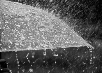 Parashikimi i motit për 1 Janar 2024/ Mbarojnë ditët me diell, nis shiu, ja si do jenë temperaturat