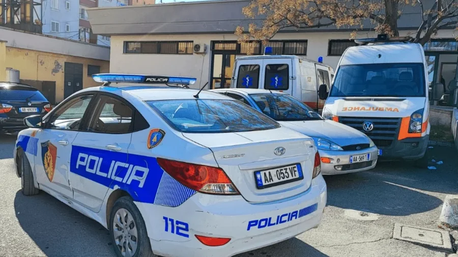 Përndiqte një vajzë, arrestohet 55-vjeçari në Durrës, i gjendet thikë me vete