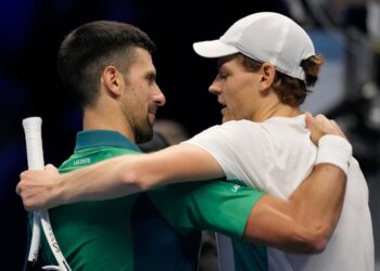 I pamposhtur prej 33 ndeshjesh, Djokoviç humb kundër tenistit italian në gjysmëfinalen e Australia Open