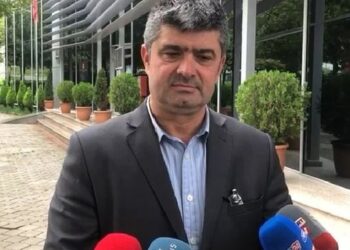 Tentoi të korruptonte gjyqtarët e Apelit, lihet në burg kreu i Dhomës së Avokatisë së Korçës