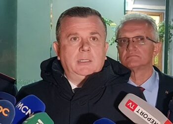 Balla: Ndalimi i rrjeteve sociale për moshat nën 16 vjeç më duket një ide e mirë