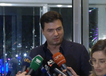 Arrest shtëpie për Berishën, Basha nuk komenton: Nuk do ju zhgënjej, së shpejti konferencë për shtyp