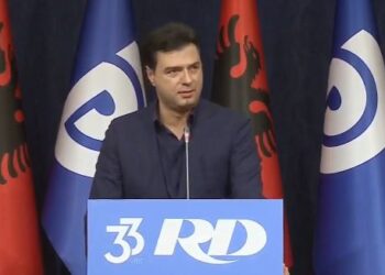 33 vjetori i RD, Basha ‘thumbon’ Berishën: Gjatë drejtimit të tij, e ktheu në gazetë klanore dhe personale