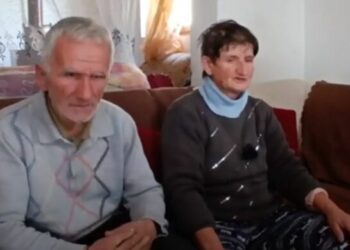 “Djali nuk e dinte moshën”/ Akuzohet se përdhunoi të miturën, nëna e djalit: Policët e mbërthyen tek gardhi