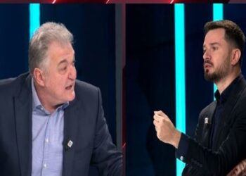 Gjata: O SPAK, ku je? Curi: Në Amerikë! Gjata: Pse nuk ndëshkohet Rama? Curi: Nuk i bie dot!