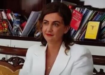 Përplasje mes PS dhe PSD? Ikën kryetarja e qarkut Shkodër, zëvendësohet nga një socialist. Çfarë thotë vetë…!