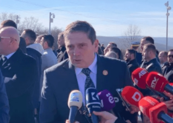 Kërkoi falje për gjenocidin në Kosovë, shërbimi sekret arreston politikanin serb