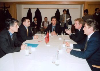Takimi Majko- Berisha për situatën e Kosovës në ‘98, Vangjeli: Rrëfej për herë të parë bisedën sekrete