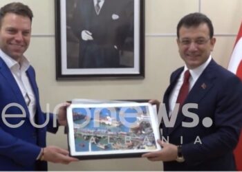 Bashkëpunim i opozitave greko-turke. Kreu i Syriza takon kryebashkiakun e Stambollit