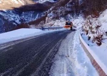 Dje u shpall gjendje e jashtëzakonshme, si paraqitet situata në Fushë-Arrëz. Rrugët që ngelen të bllokuara