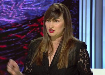 Bardhi e Noka sulmuan Açkën, Jupi: Pasqyrimi i dramës shqiptare, po bëjnë show në Parlament