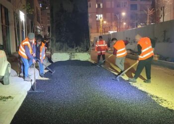 Asfaltohen 5 rrugë në Tiranë, Veliaj: Fillimi i mbarë gjysma e punës