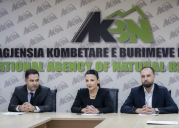 Balluku prezanton Petrit Malajn si drejtorin e ri të AKBN: Nisim një reformim të thellë të sektorit