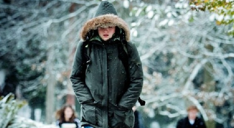 Ulen temperaturat deri në -10 gradë celcius, çfarë pritet të ndodhë me motin në fundjavë