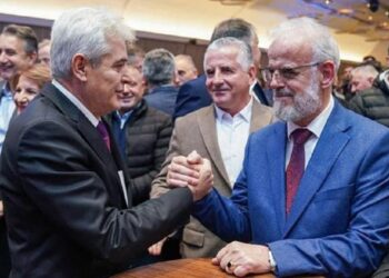 Nesër votohet qeveria me kryeministrin e parë shqiptar në RMV/ Rama: Moment historik. Ali Ahmeti ka bërë…!