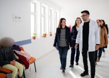 Koçiu në Qendrën Shëndetësore Libohovë: Deri tani rreth 500 doza kundër gripit