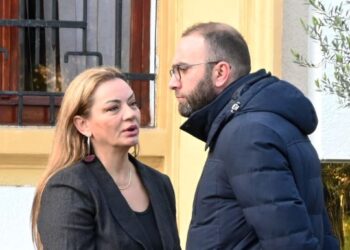 Kriset grupi/ Vokshi i vërsulet Bardhit: Pse Rithemelimi s’ka përfaqësi në Bruksel? Të shtohej Berisha në rezolutë! Reagimi: Ju keni Inën…!