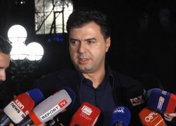 Rithemelimi dhe ‘grupi’ i Bardhit shkaktuan kaos në Kuvend, Basha: Skenarë dhe regji të Edi Ramës…!
