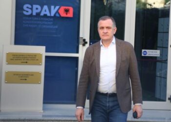 ‘Sterizilimi’/ Beqaj del nga SPAK: Çdo të premte jam këtu. Oficeri më konfirmoi që hard diskun e marr të martën