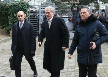 Nga thirrja për të dëshmuar deri te paraqitja në SPAK – Trajektorja 3-mujore e Sali Berishës