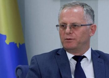 Spanja njeh pasaportat e Kosovës, Bislimi: Qytetarët mund të udhëtojnë pa viza drejt vendit të BE