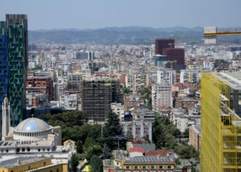 Bien çmimet e shtëpive në BE, tregu imobiliar në Shqipëri njeh veç rritje