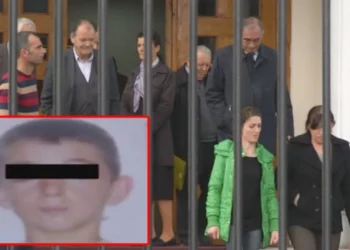 “Na thanë po presim një ilaç”, rrëfimi i nënës së Denisit 11-vjeçar që humbi jetën pas ndërhyrjes estetike në qëpalla: S’doja ta besoja kur…!