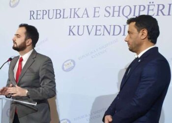 “Dy herë mat”/ Juristja e njohur nxjerr blof “Thurjen”: Si ka mundësi që e bëtë kallëzimin pa emër…