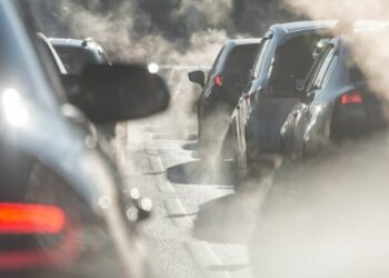 SHIFRAT / Shqiptarët kanë makinat më të vjetra në Europë, 40% janë mbi 20-vjeçare