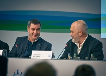 Vizita e Ramës/ Reagon kryeministri i Landit të Bavarisë: Shqipëria i përket Bashkimit Europian
