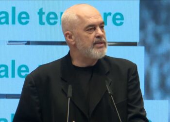 Rama flet si pacient i QSUT-së: Kirurgu im ishte demokrat 24 karat, çfarë më tha në sallën e operacionit